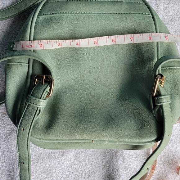 Jeane & Jax Green Knapsack Bag - Picture 12 of 12